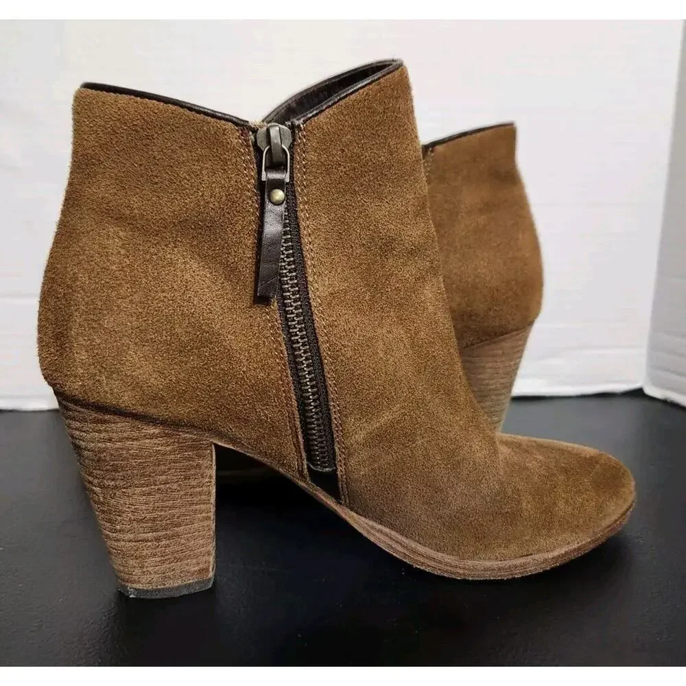 Cole Haan Hayes Bootie Java‎ Brown Suede Stacked Booties Womens Size 8 B